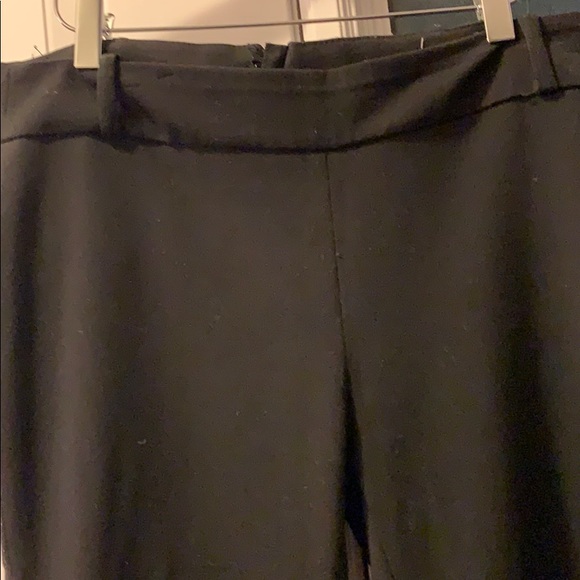 Perfect black pants zippered bottom - Picture 3 of 6